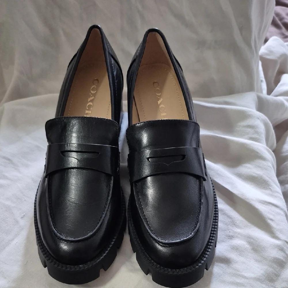 Coach Cora Loafers Sz8 - Picture 1 of 4